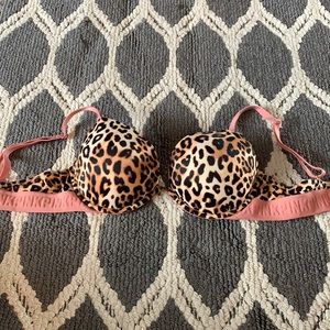VS Pink Wear Everywhere Super Push Up